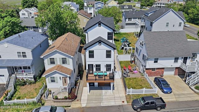 2 Brainard Avenue, Port Monmouth, NJ 07758