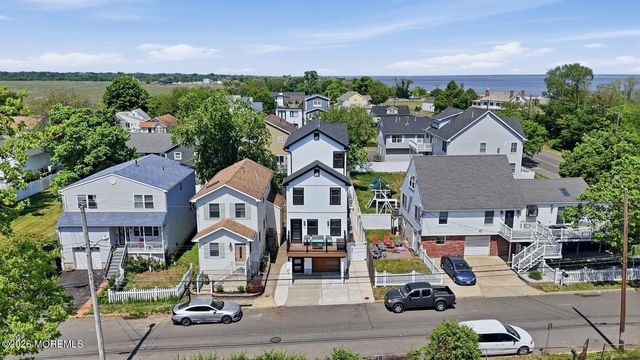 2 Brainard Avenue, Port Monmouth, NJ 07758