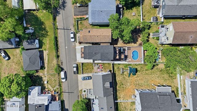 2 Brainard Avenue, Port Monmouth, NJ 07758