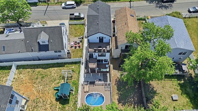2 Brainard Avenue, Port Monmouth, NJ 07758