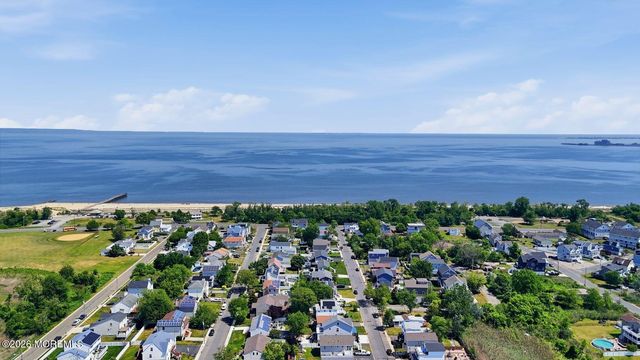2 Brainard Avenue, Port Monmouth, NJ 07758