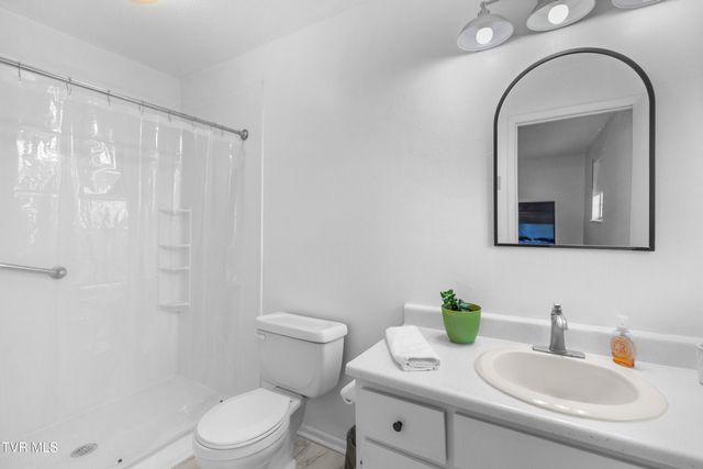 100 Carroll Circle, Rogersville, TN 37857