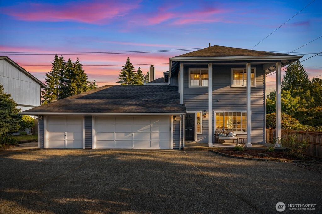 20721 122nd Place SE, Kent, WA 98031