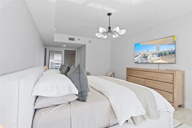 1830 S Ocean Drive 1006, Hallandale Beach, FL 33009