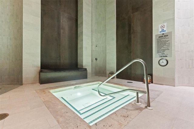 1830 S Ocean Drive 1006, Hallandale Beach, FL 33009