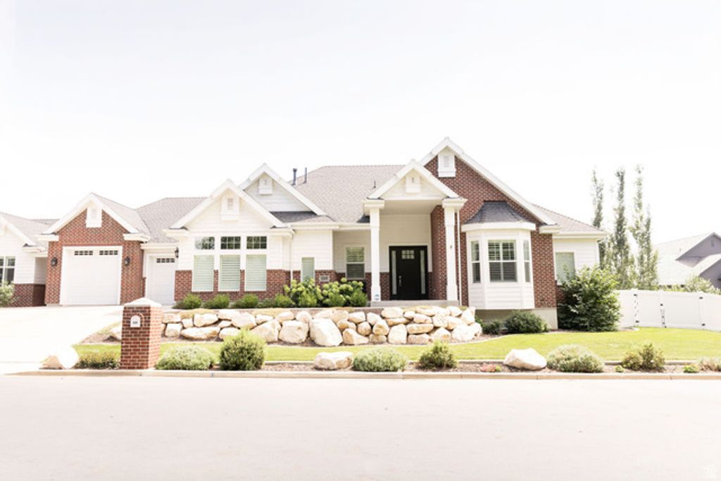 122 E 1050 N, Kaysville, UT 84037 — exterior