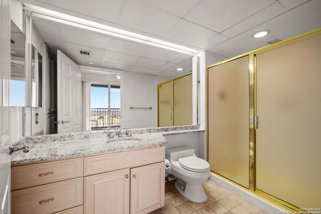 1 Towers Park Ln Apt 2107, San Antonio, TX 78209