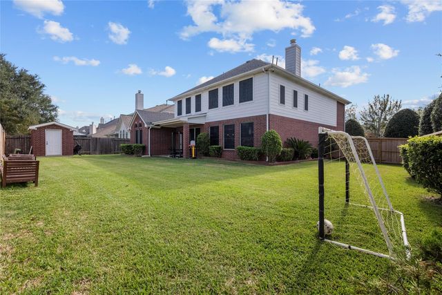 11319 Windy Dawn Drive, Pearland, TX 77584