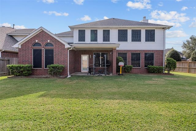 11319 Windy Dawn Drive, Pearland, TX 77584
