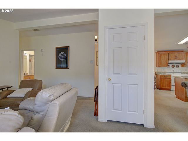 16500 Se 1ST St 46, Vancouver, WA 98684