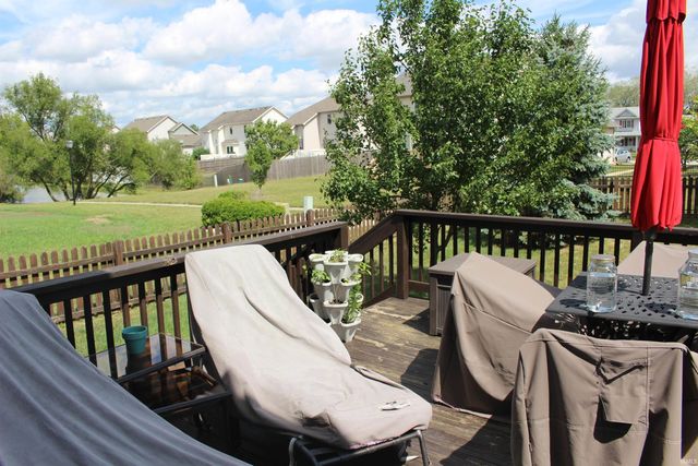 1027 Blackthorn Cove, Fort Wayne, IN 46804