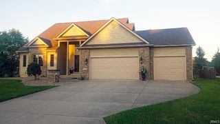 1027 Blackthorn Cove, Fort Wayne, IN 46804