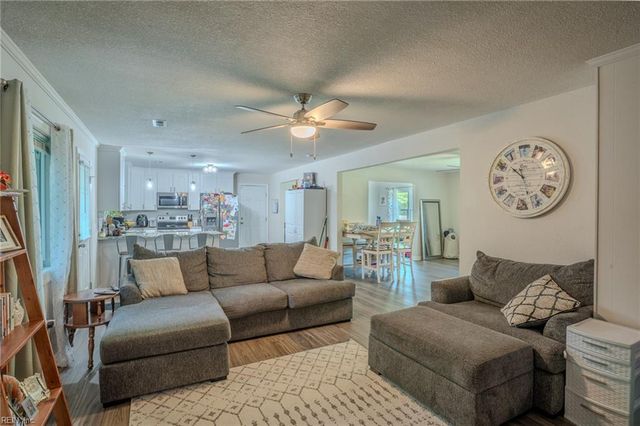 2028 Hickorywood DR, Suffolk, VA 23434