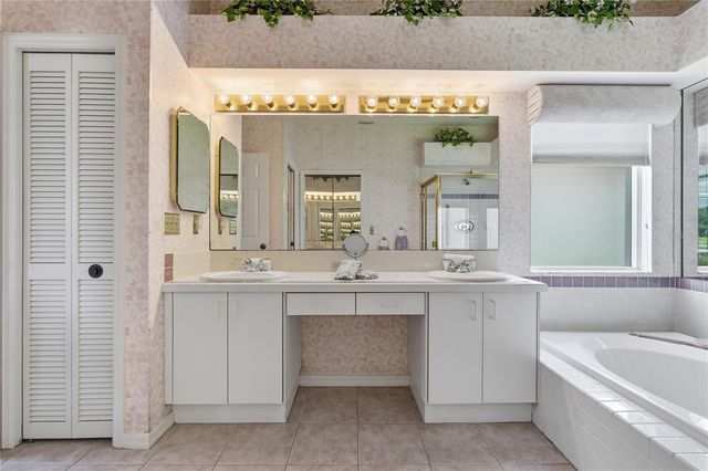1063 DARTFORD DRIVE, Tarpon Springs, FL 34688
