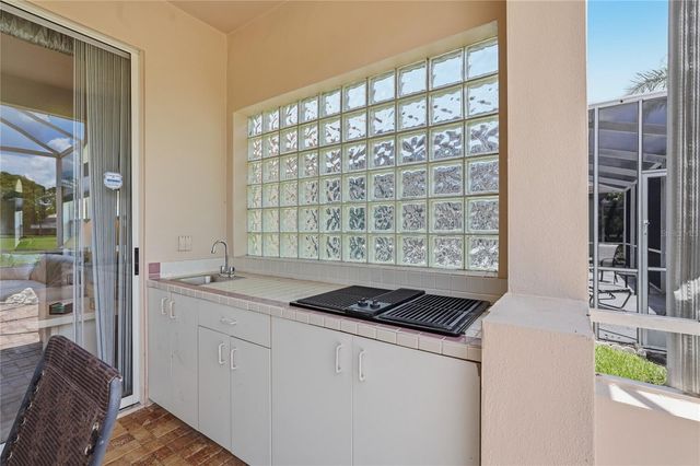 1063 DARTFORD DRIVE, Tarpon Springs, FL 34688