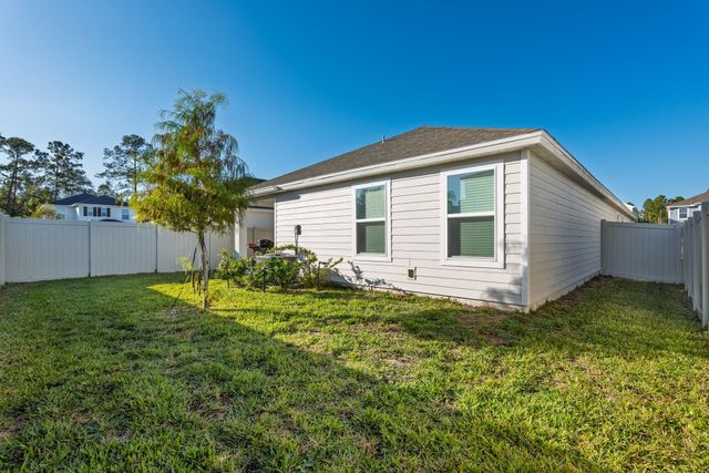 28 Peace River Rd, St Johns, FL 32259