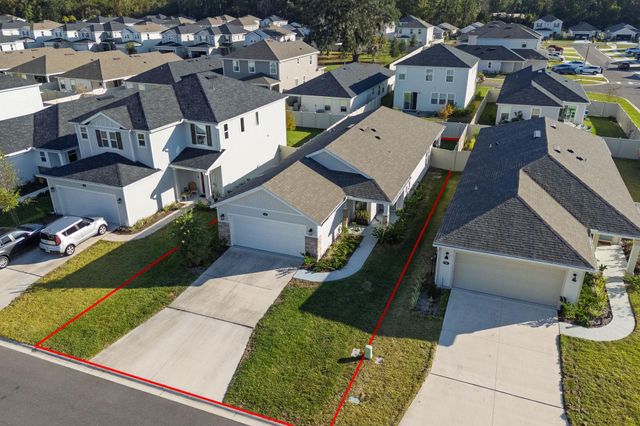 28 Peace River Rd, St Johns, FL 32259