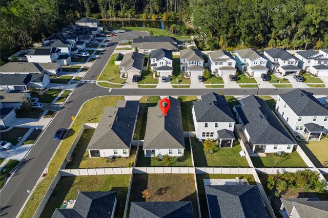 28 Peace River Rd, St Johns, FL 32259