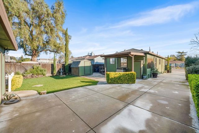 2342 2342 Palm Ave, Livermore, CA 94550