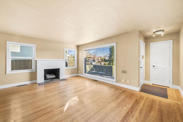 2342 2342 Palm Ave, Livermore, CA 94550