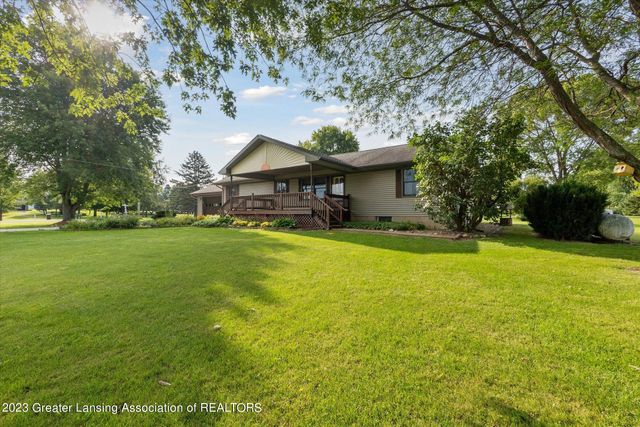 201 N Chester Road, Charlotte, MI 48813