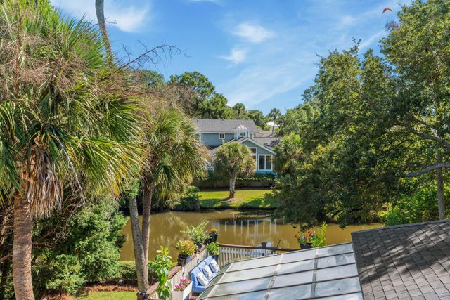 6 Sandwedge Lane, Isle Of Palms, SC 29451