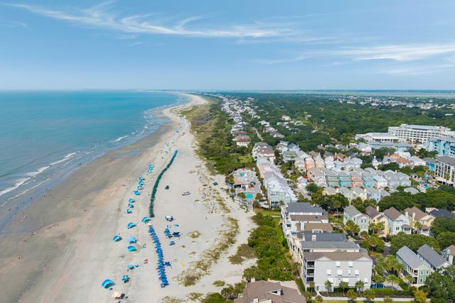 6 Sandwedge Lane, Isle Of Palms, SC 29451