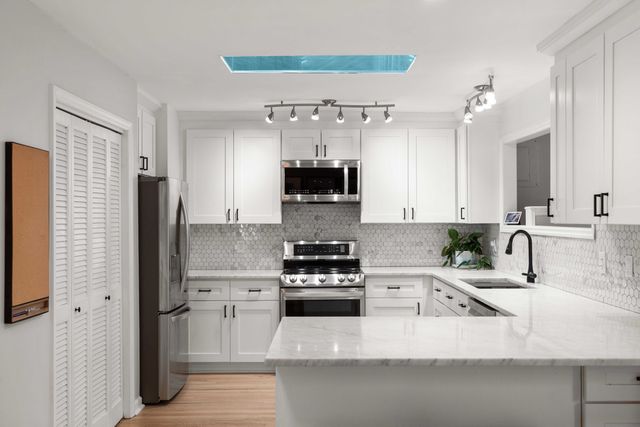 6 Sandwedge Lane, Isle Of Palms, SC 29451