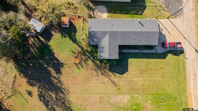 1322 Red Bud Cir, Bullard, TX 75757