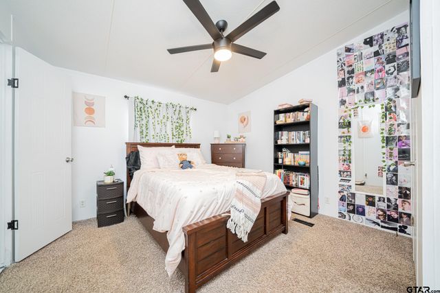 1322 Red Bud Cir, Bullard, TX 75757