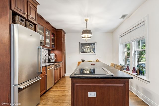 713 Mulford Street 1A, Evanston, IL 60202