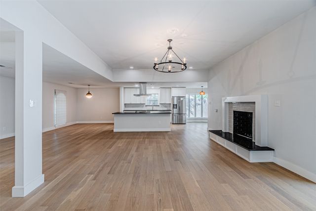 7229 Whispering Pines Drive, Dallas, TX 75248