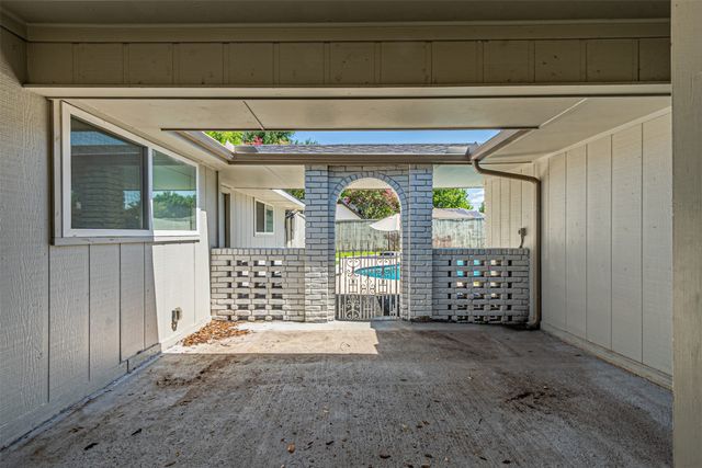 7229 Whispering Pines Drive, Dallas, TX 75248