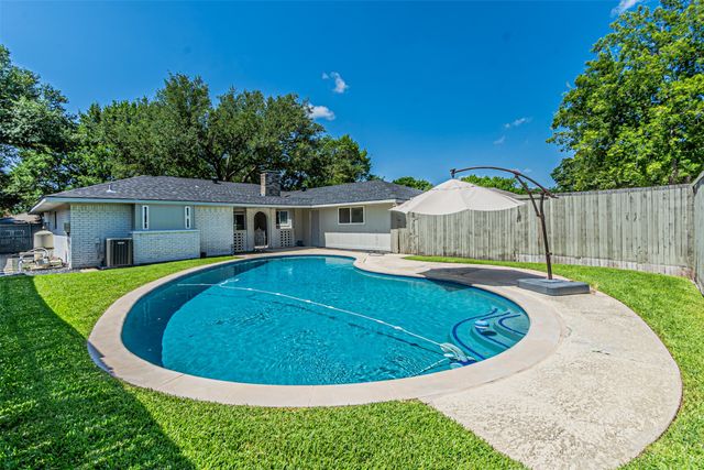 7229 Whispering Pines Drive, Dallas, TX 75248