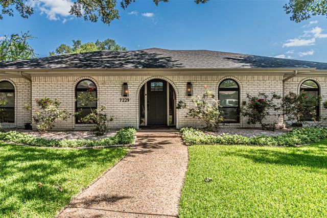 7229 Whispering Pines Drive, Dallas, TX 75248