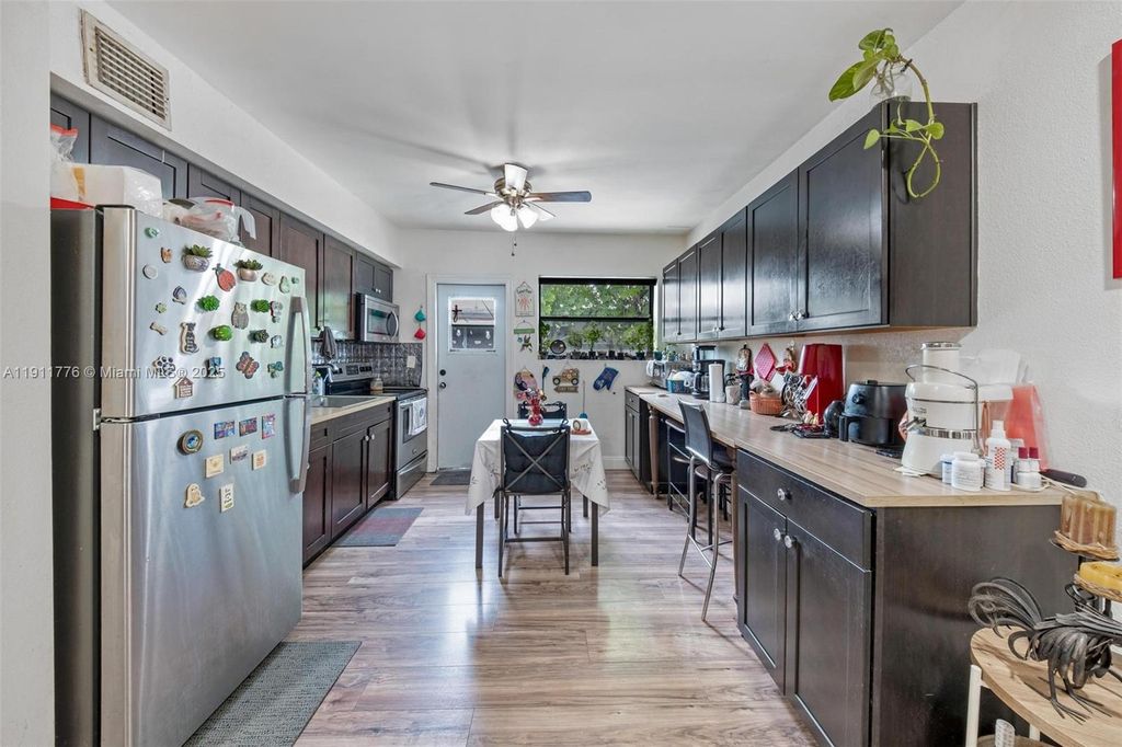 740-742 135 St, North Miami, FL 33168