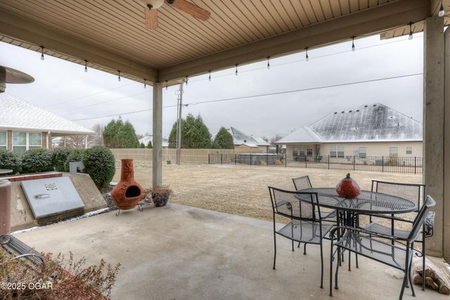 1026 Chesterfield Drive, Webb City, MO 64870