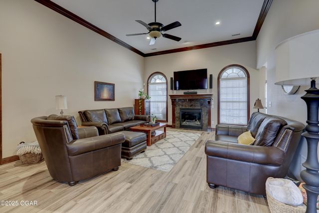 1026 Chesterfield Drive, Webb City, MO 64870