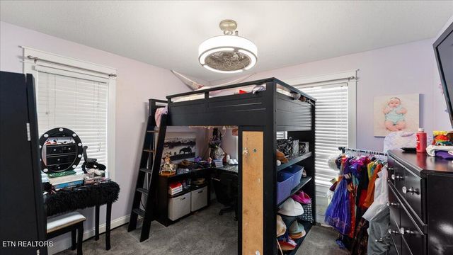 967 Dumplin Valley Rd, Jefferson City, TN 37760