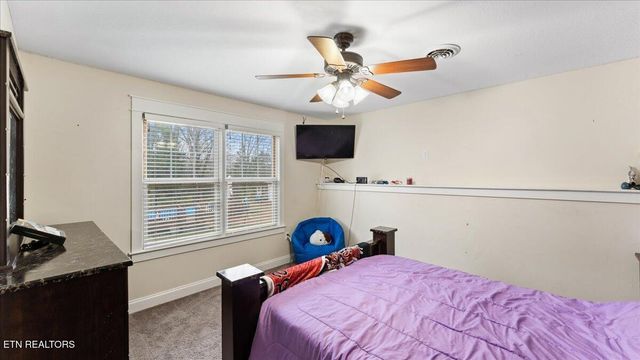 967 Dumplin Valley Rd, Jefferson City, TN 37760