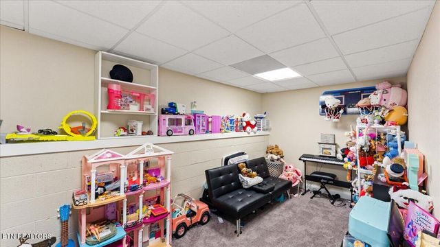 967 Dumplin Valley Rd, Jefferson City, TN 37760