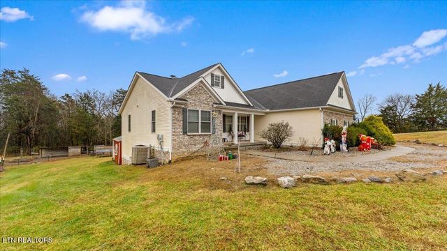 967 Dumplin Valley Rd, Jefferson City, TN 37760