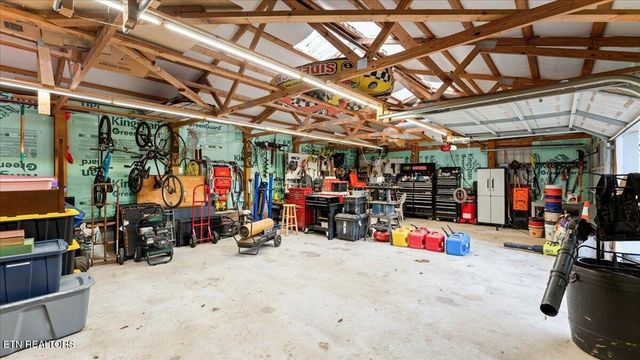 967 Dumplin Valley Rd, Jefferson City, TN 37760