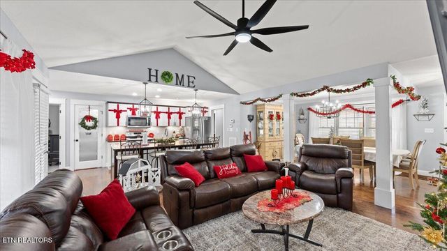 967 Dumplin Valley Rd, Jefferson City, TN 37760