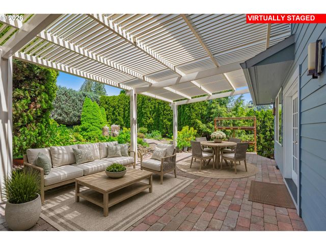 9780 Sw 168TH Pl, Beaverton, OR 97007