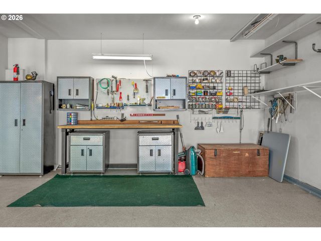 9780 Sw 168TH Pl, Beaverton, OR 97007