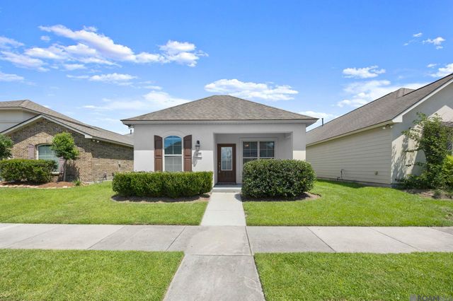 1415 Meridian Dr, Baton Rouge, LA 70820
