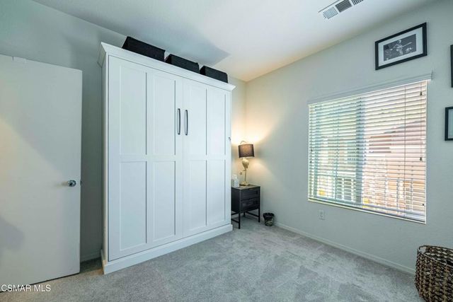 16714 Nicklaus Drive 68, Sylmar, CA 91342