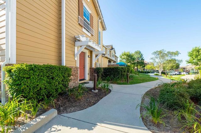 16714 Nicklaus Drive 68, Sylmar, CA 91342