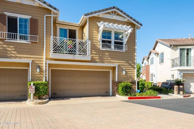 16714 Nicklaus Drive 68, Sylmar, CA 91342